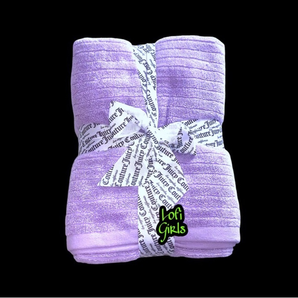 Juicy Couture 6 Piece Luxury Towel Set Lavender Purple and Hot Pink Gothic Logo